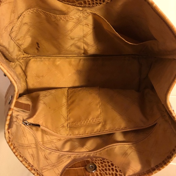 LONGCHAMP Embossed Tan leather tote bag - Picture 6 of 7